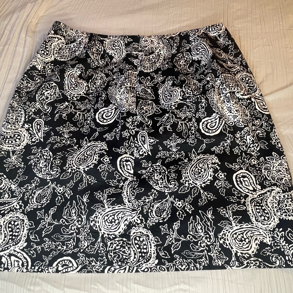Lauren Ralph‎ Lauren Black White Paisley Print Pencil Skirt size 8